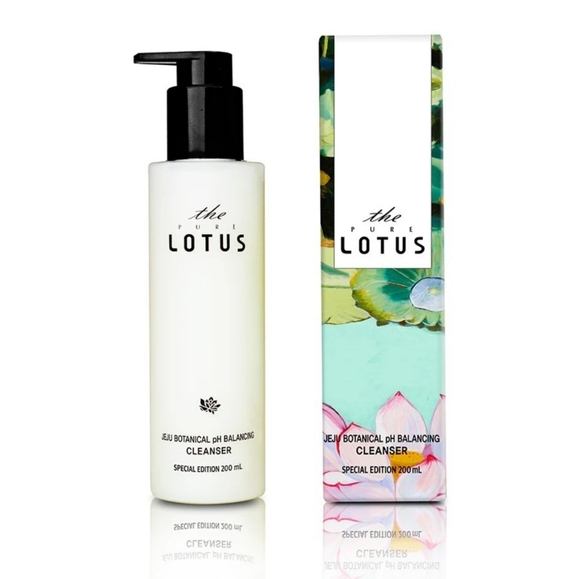 THE PURE LOTUS Jeju Botanical pH Balancing Cleanser NIB 150ml - Picture 1 of 9